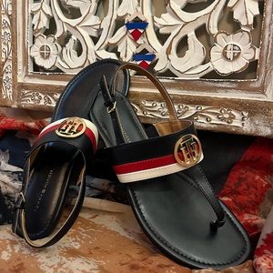 Tommy Hilfiger Women's Jesi Flat Sandal 10